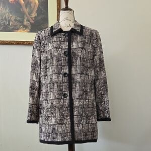 Kasper Black and Cream Women's Jacket